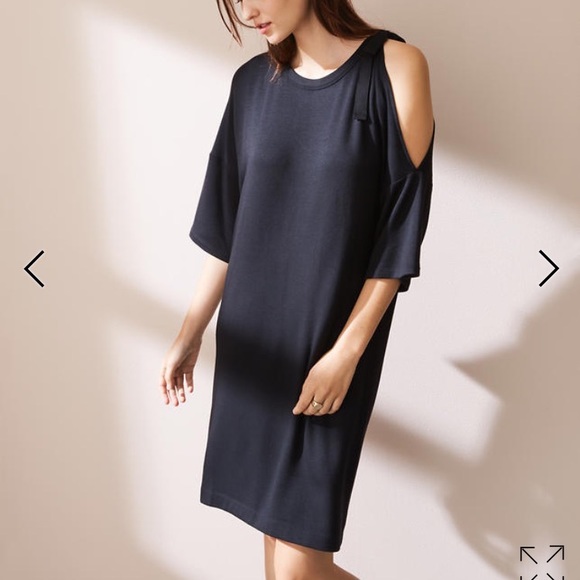 Lou & Grey Dresses & Skirts - Lou & Grey Tie Shoulder Dress